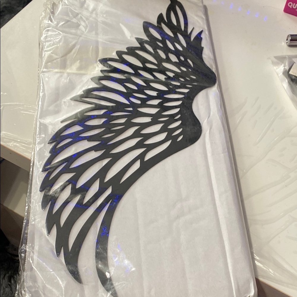 Black metal Angel Wing Wall Decor